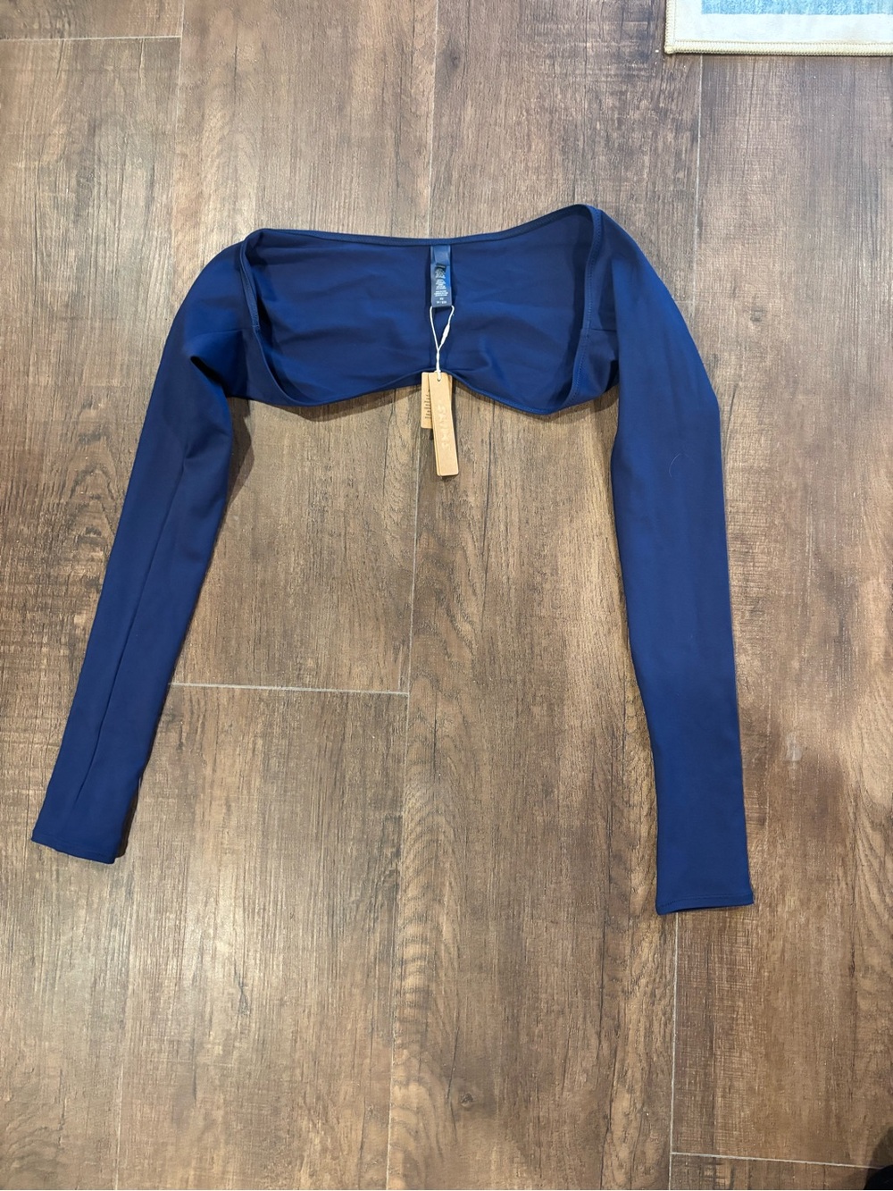 NWT Skims Navy Blue Long Sleeve Bolero Shrug Gym Wear Top Size Women’s XS